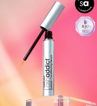 話題のまつ毛美容液「ラッシュアディクト アイラッシュ コンディショニング セラム アドバンス」の効果・成分・使い方を徹底解説！